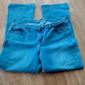 Womens Old Navy jeans size 14 short